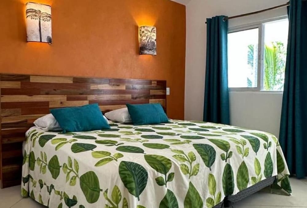 Deluxe Room, 1 King Bed