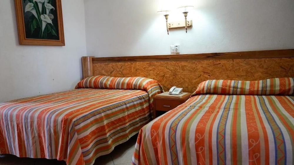 Basic Room - Photo 2