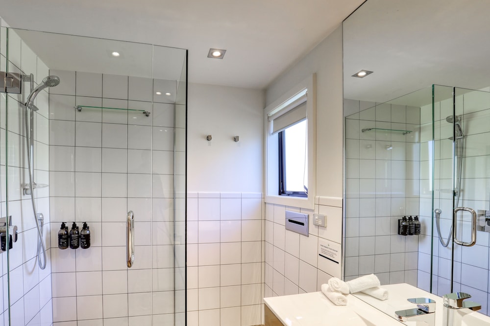 Studio Suite- King - Photo 15