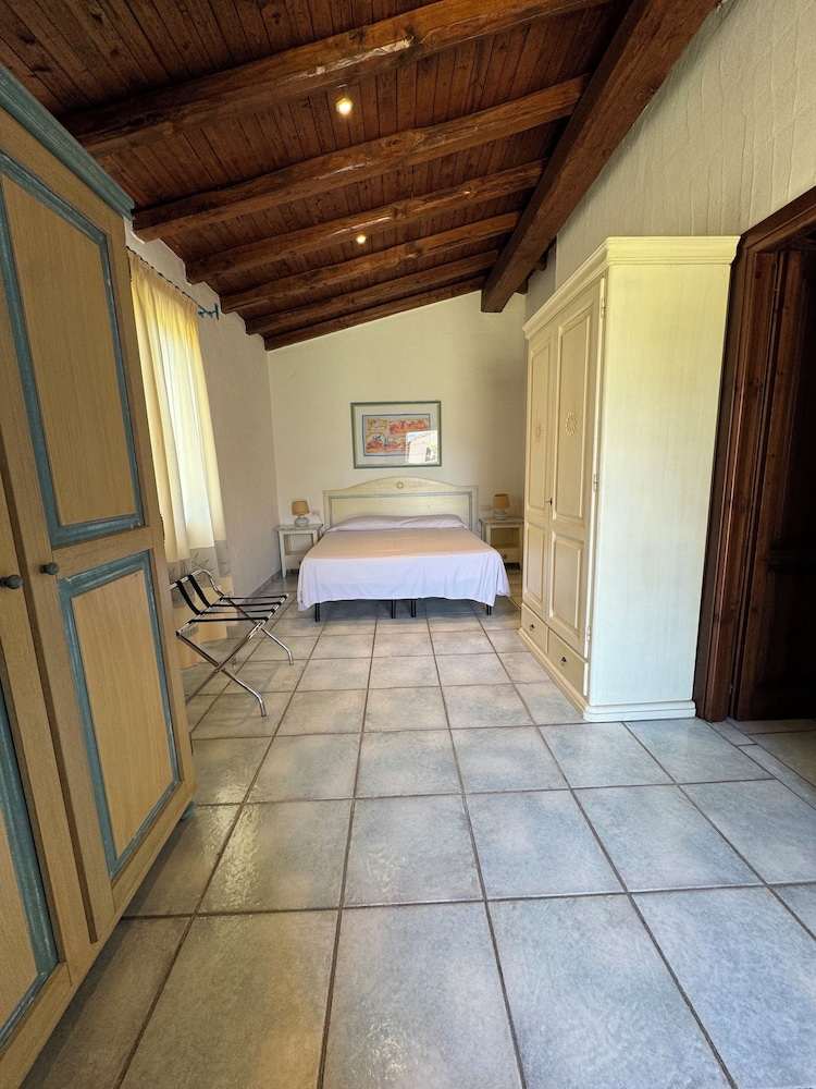 Standard Double or Twin Room photo 2