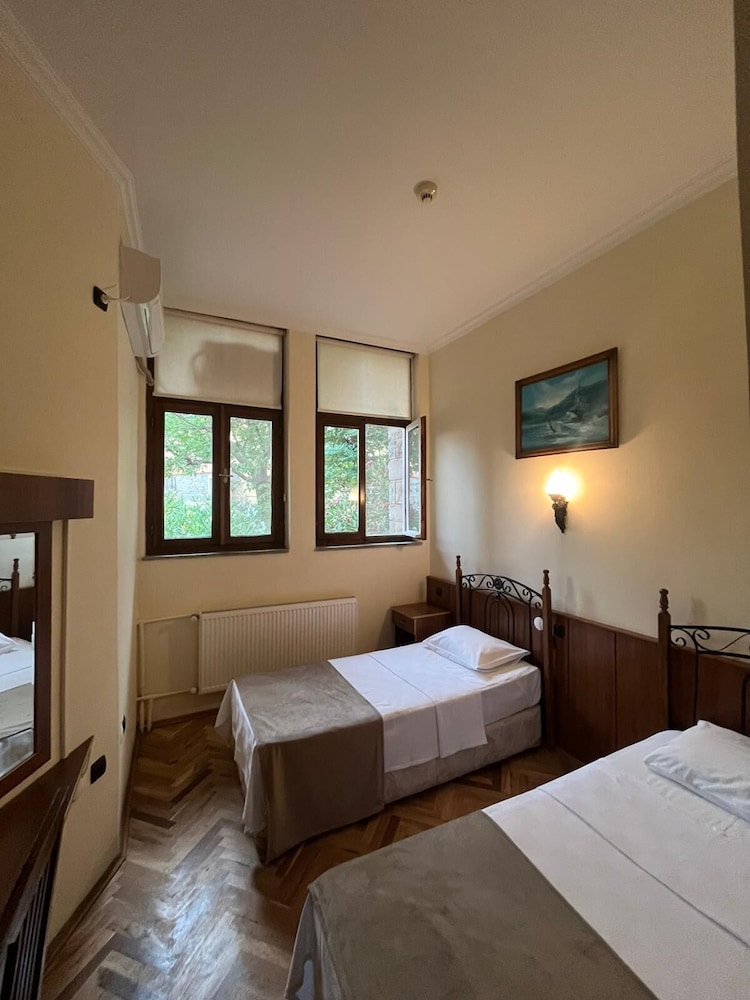 Standard Room photo 1
