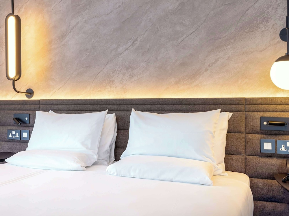 Superior Room, 2 Twin Beds thumbnail 5
