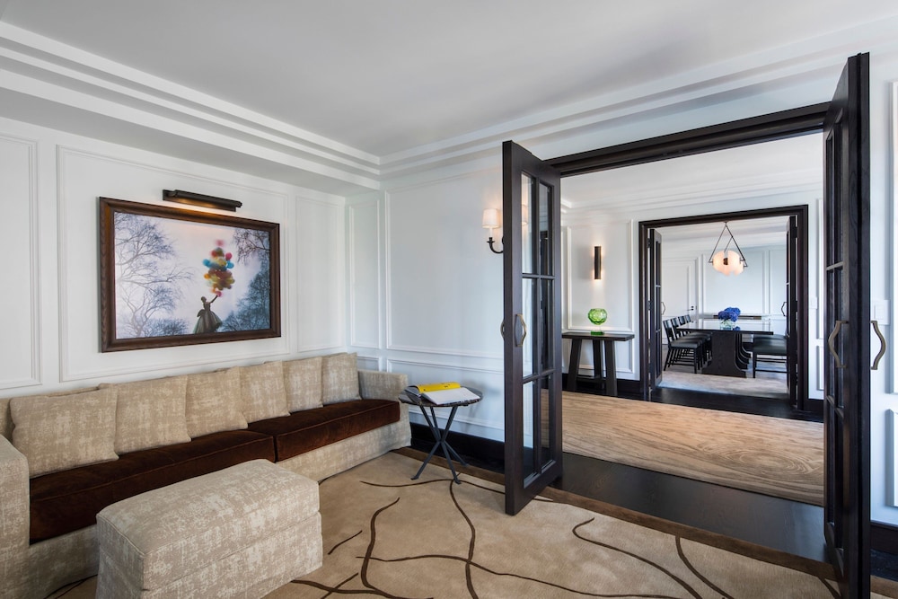 Royal Suite, 2 Bedrooms, Club Lounge Access, Park View