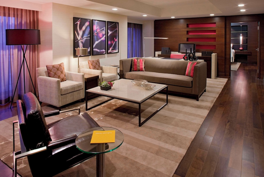 Presidential Suite photo 1