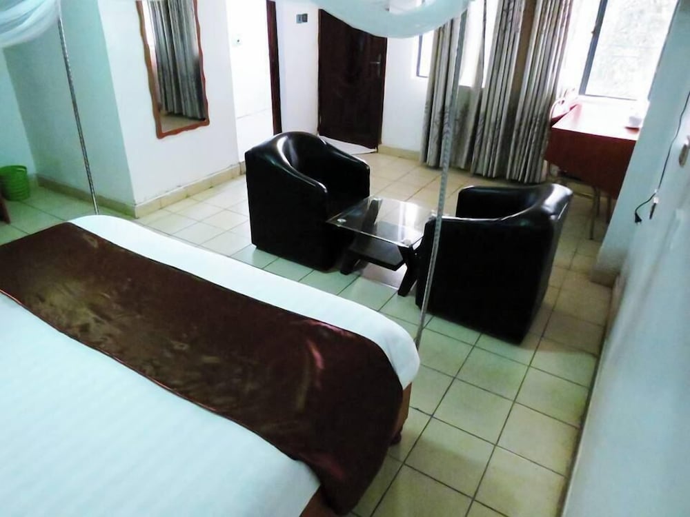 Deluxe Double Room, City View photo 3