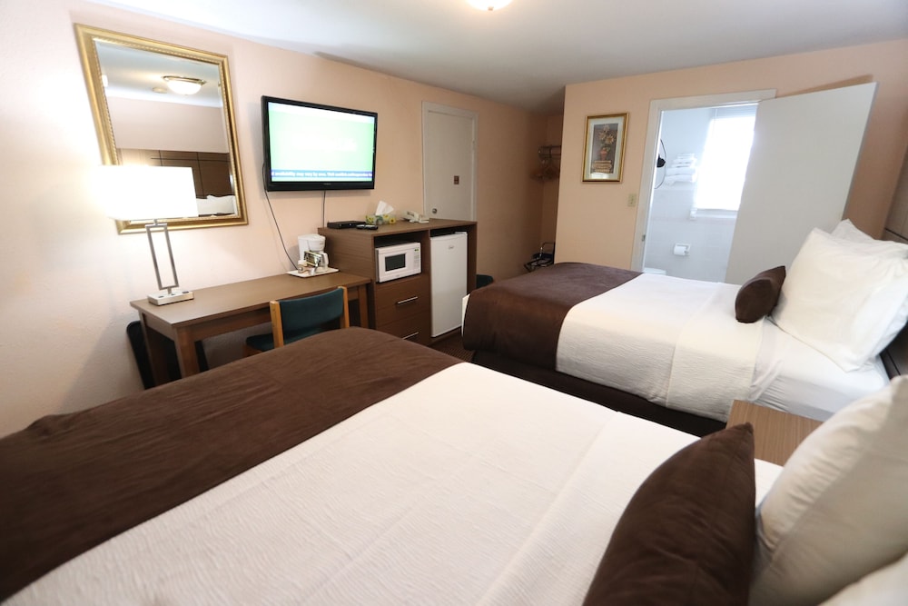 Double Room, 2 Double Beds