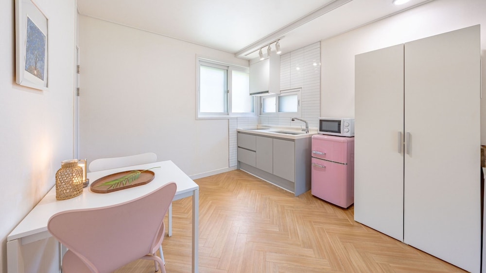 Basic Room, 1 Bedroom (spa(random1)) - Photo 2
