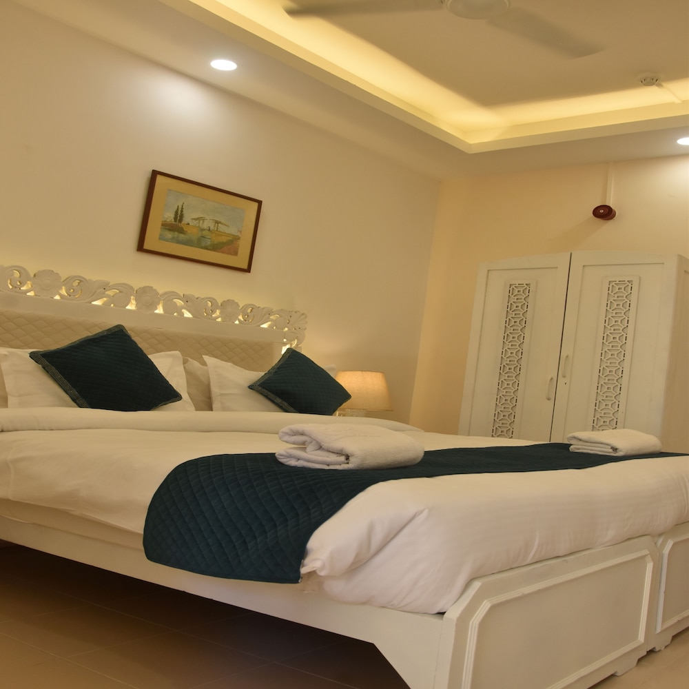 Ambassador Suites 2 BHK with Living Room