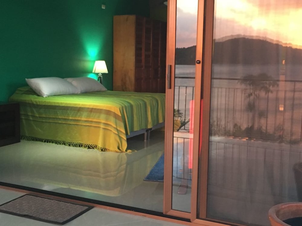 Deluxe Studio Suite, 1 Bedroom, Lake View, Lakeside photo 1