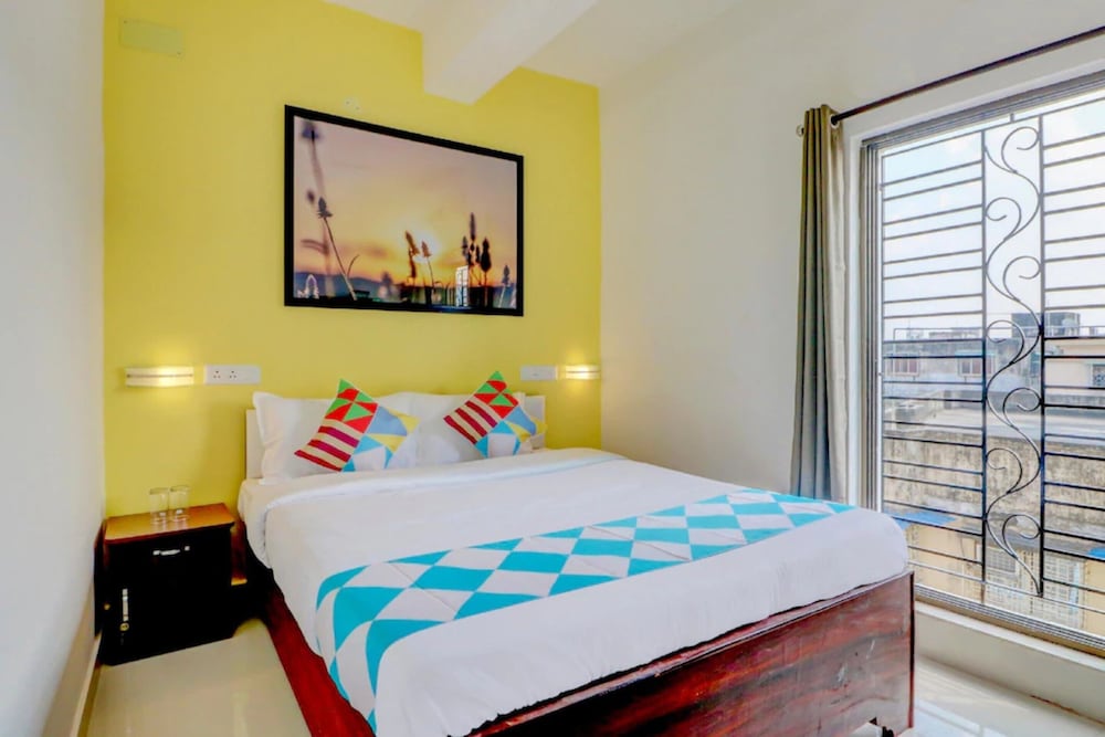 Deluxe Double Room, Multiple Beds, City View