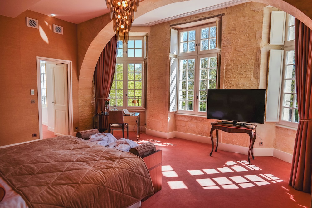 Deluxe Suite - Photo 1