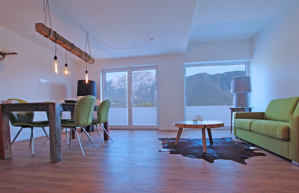 Apartment, Terrace (#1 Garden Suite) photo 1