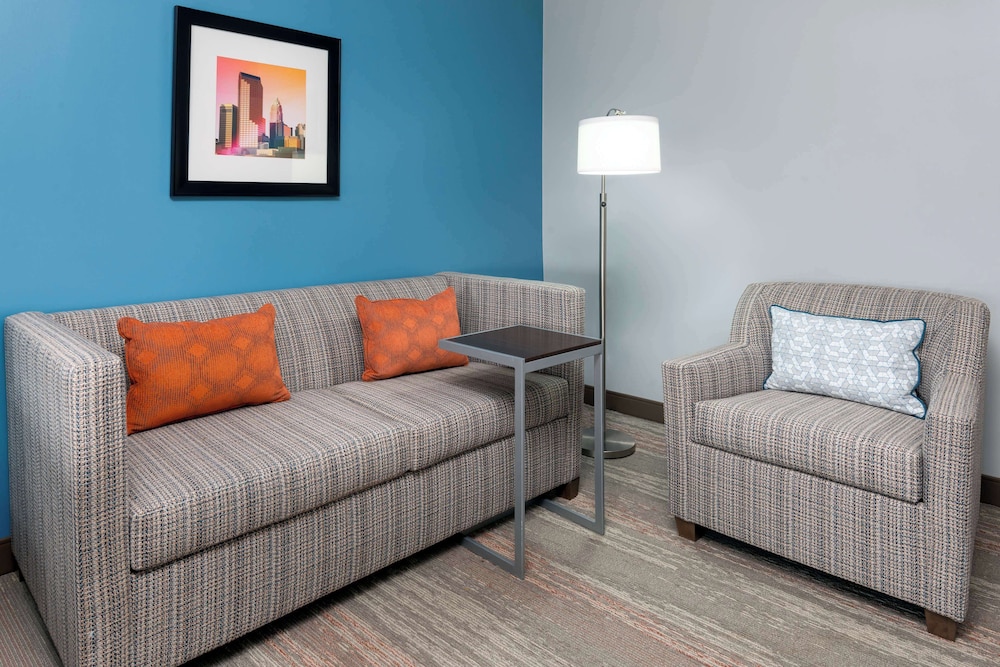 King Boardroom Suite - Photo 1