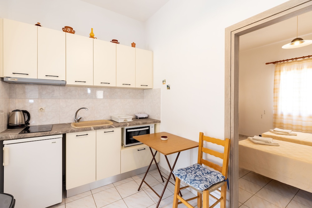 Comfort Apartment photo 2