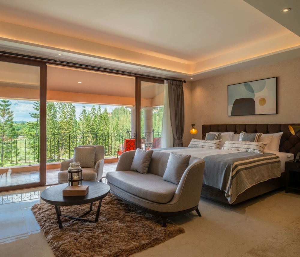 Superior Suites - Photo 1
