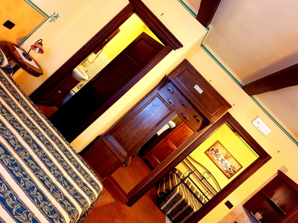 Apartment photo 3