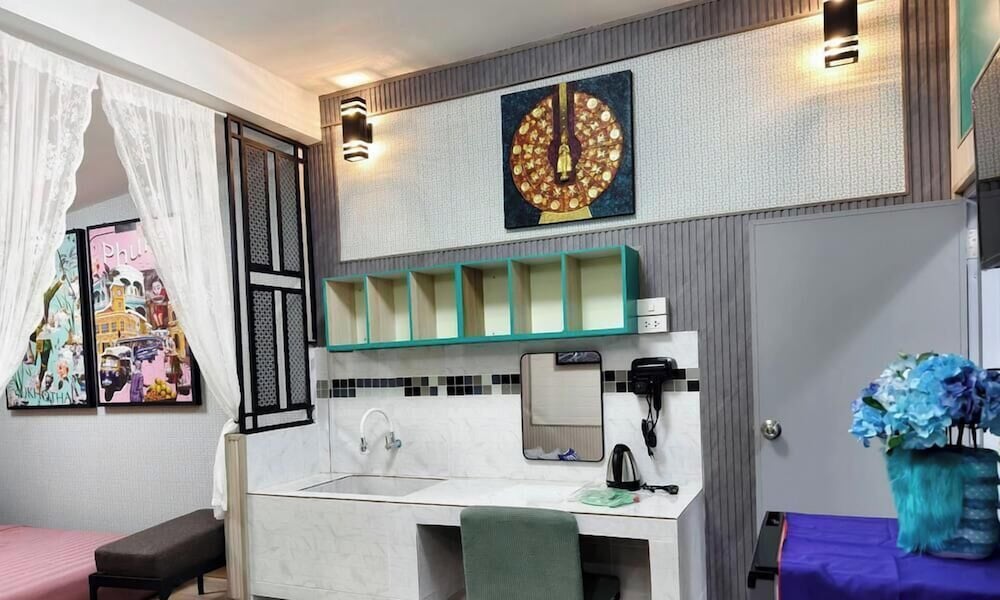 Triple Room, City View