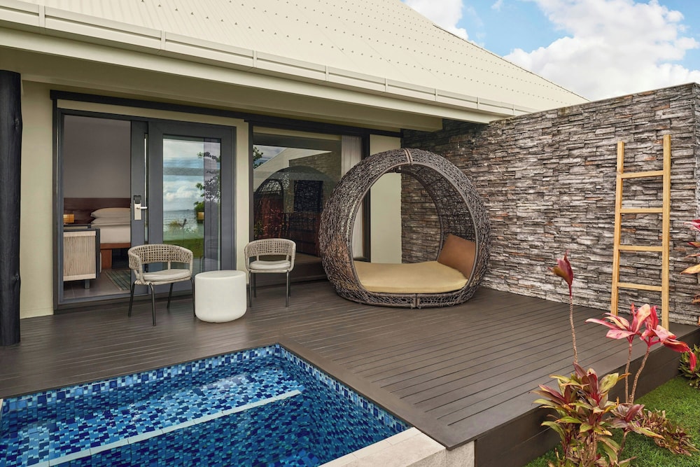 Room, 1 King Bed, Oceanfront (Plunge Pool, Adults Only) photo 2