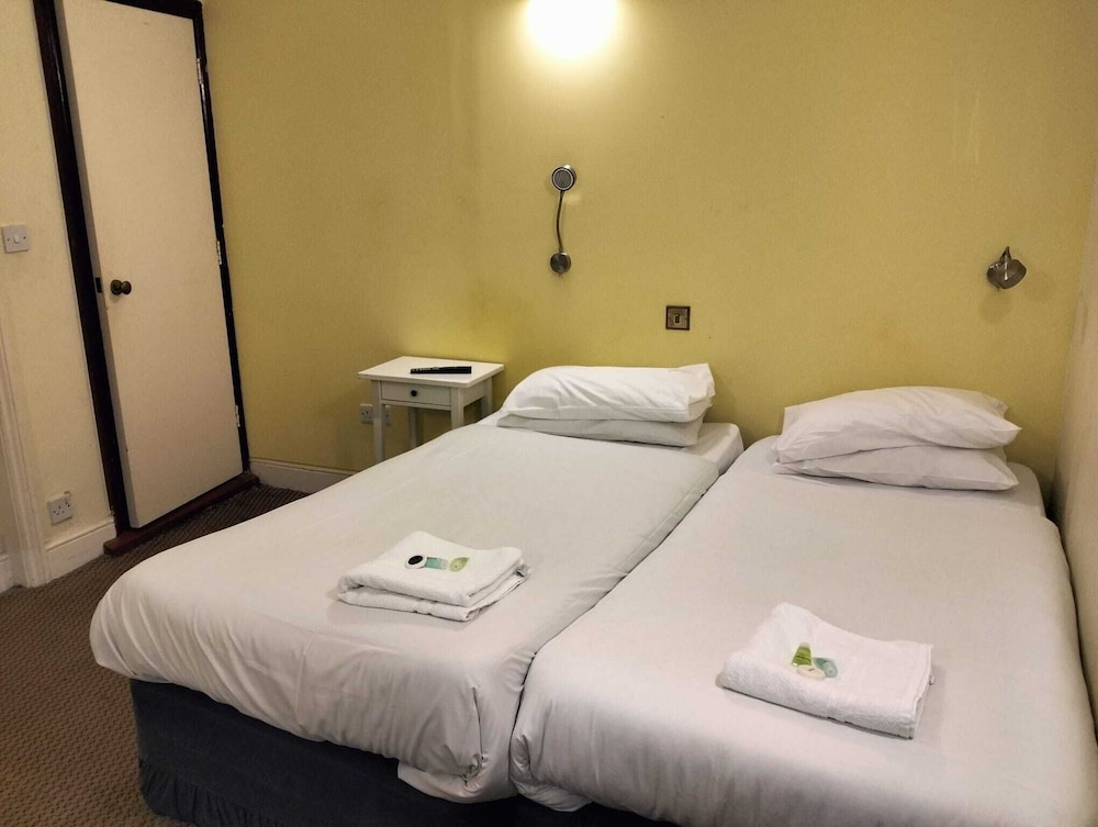 Deluxe Triple Room photo 2
