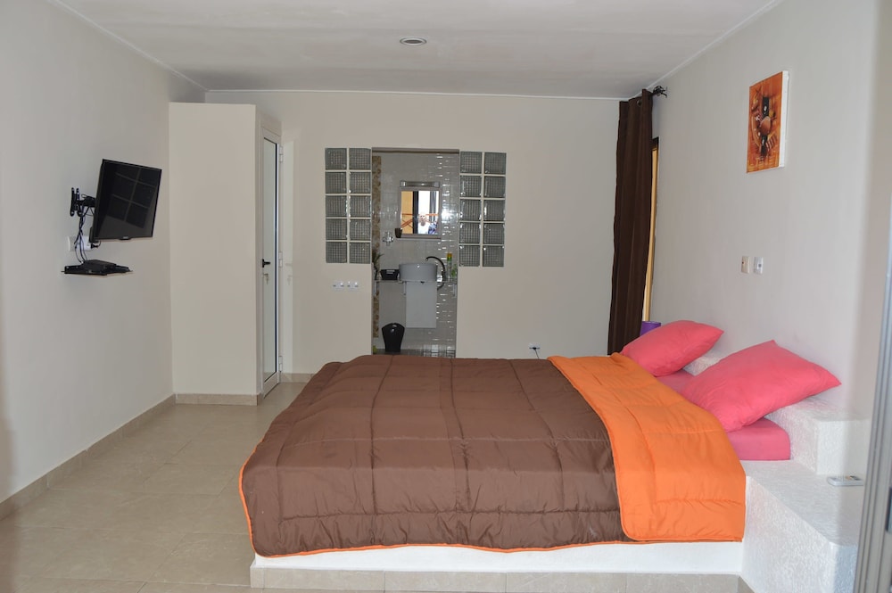 Superior Villa, 3 Bedrooms, Smoking photo 2