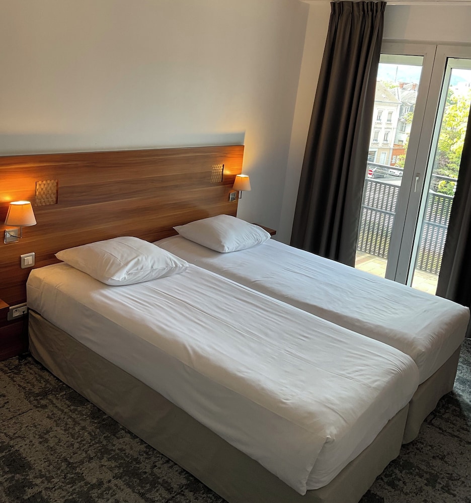 Traditional Twin Room - Photo 8