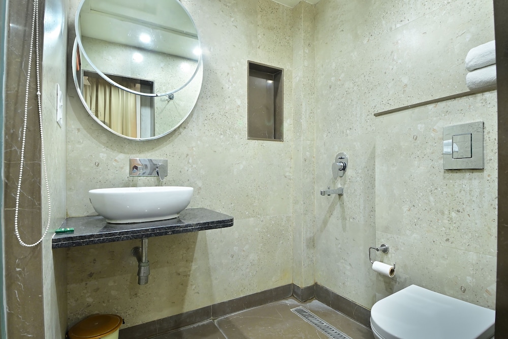 Executive Room - Photo 2