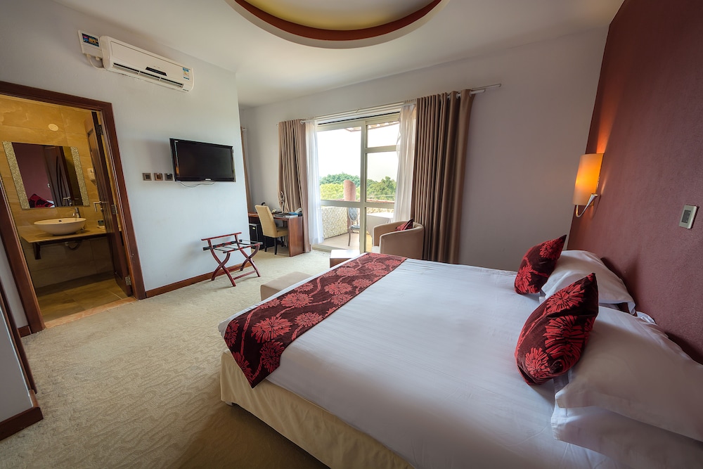 Business Suite photo 2