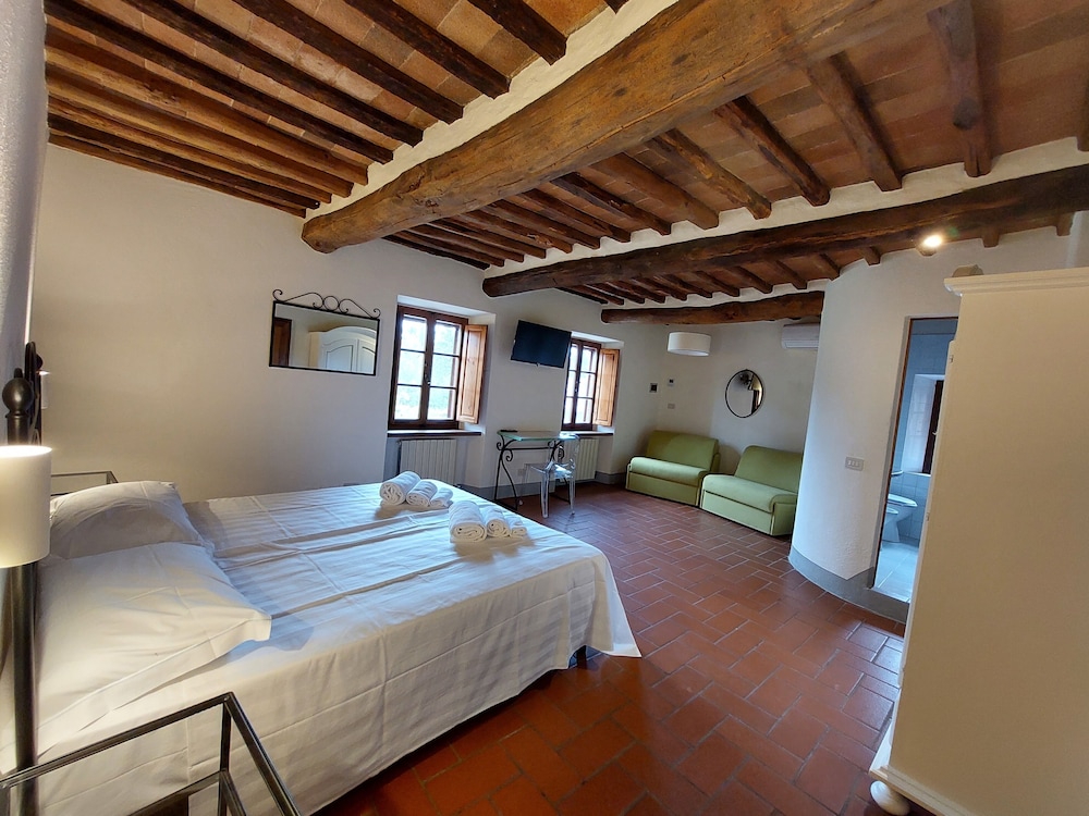 Classic Double Room