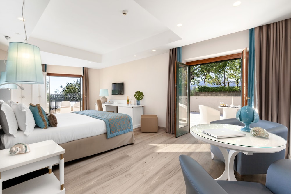Superior Double Room, Balcony, Annex Building (Adults Only)