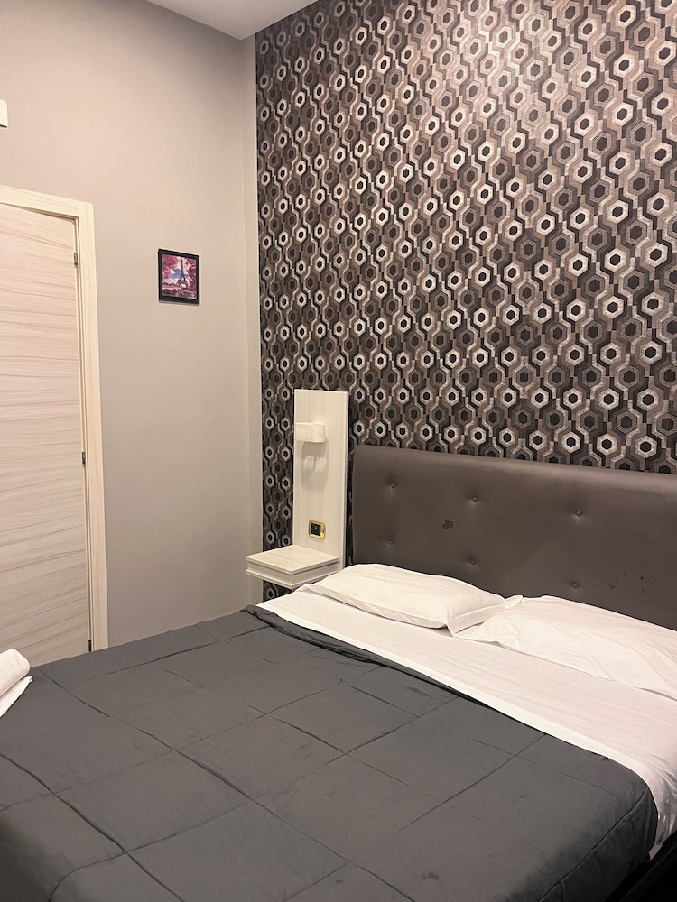 Basic Double or Twin Room