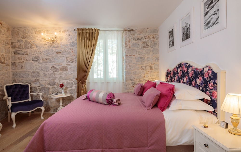 Luxury Double Room (202) photo 1