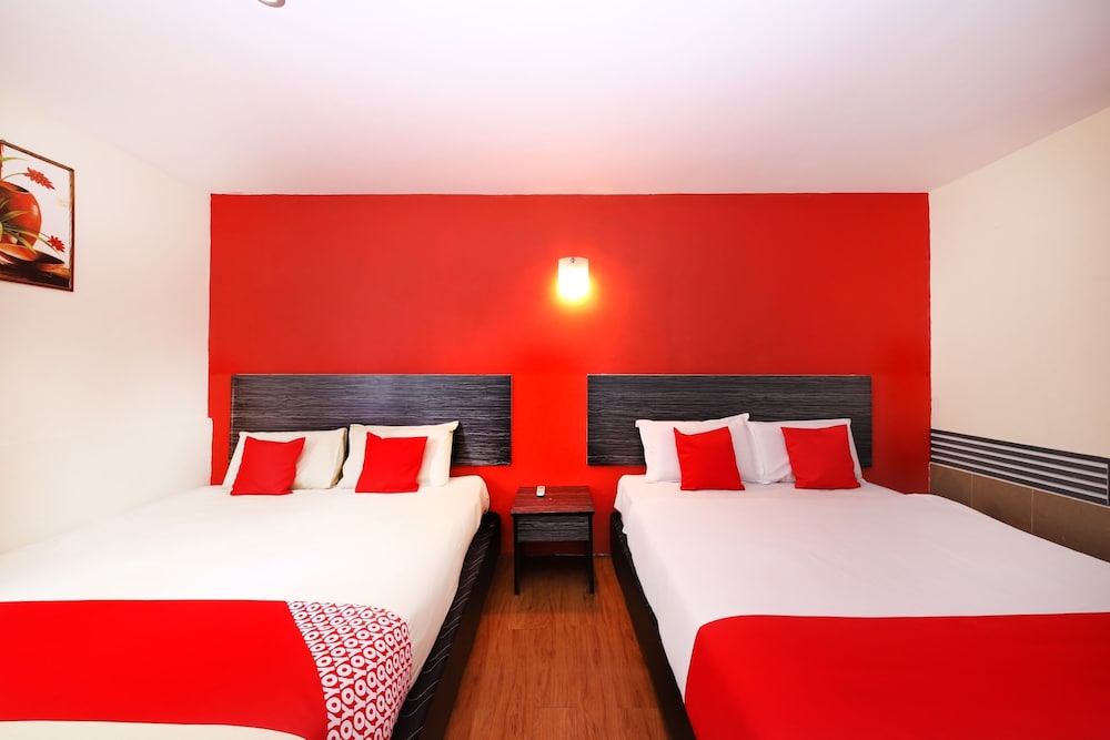 Deluxe Triple Room photo 3