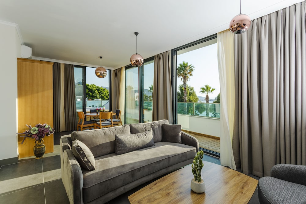Executive Suite photo 1