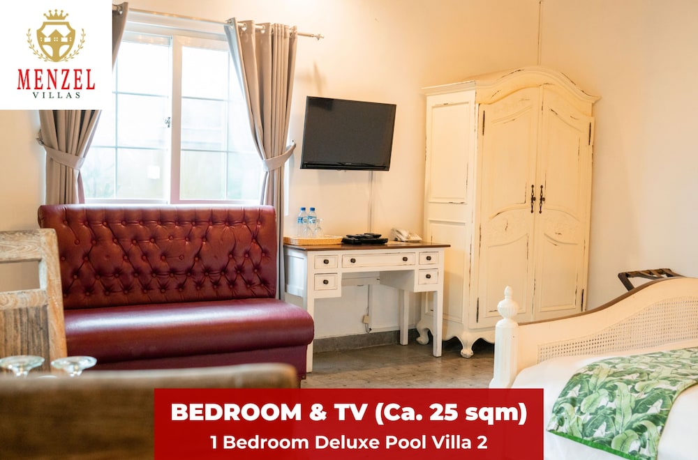 Deluxe Room, 1 King Bed, Kitchen, Poolside photo 1