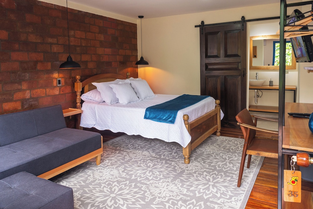 Superior Room, Garden View