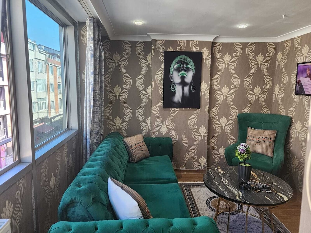 Comfort Apartment photo 1