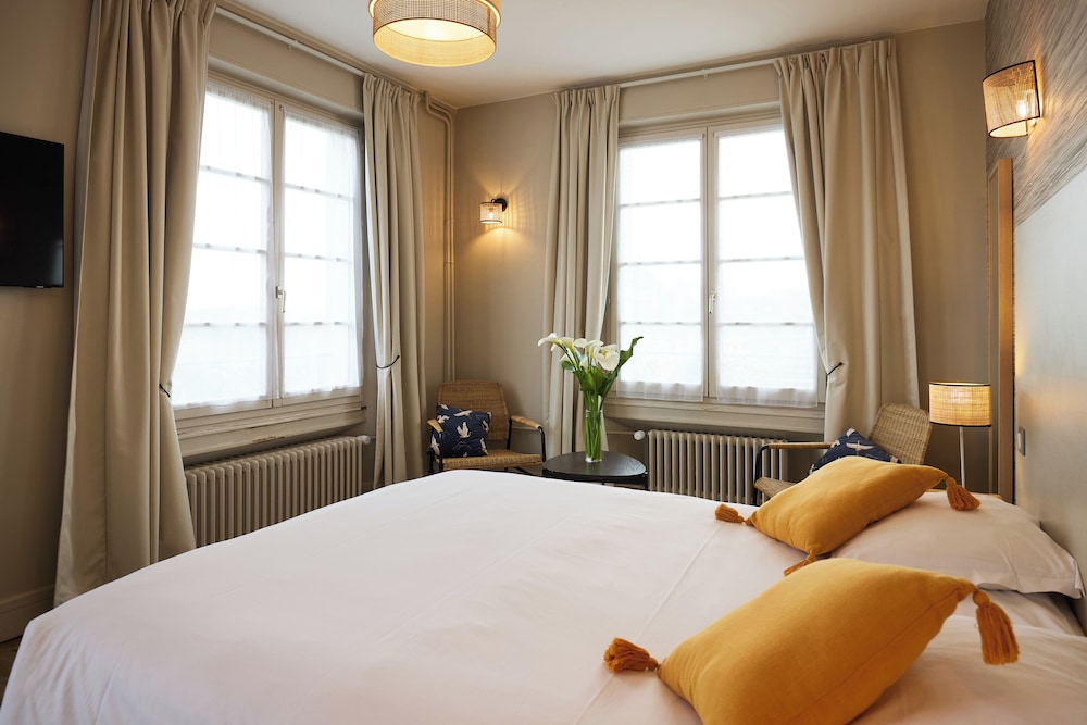 Premium Double Room - Photo 1