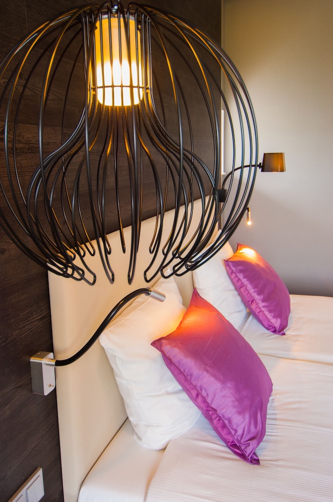 Comfort Room, 2 Twin Beds - Photo 2