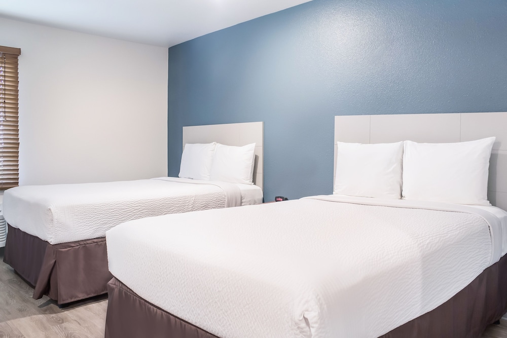 Suite, 2 Queen Beds, Non Smoking photo 1