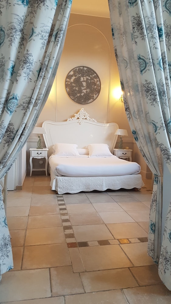 Junior Suite, Pool View