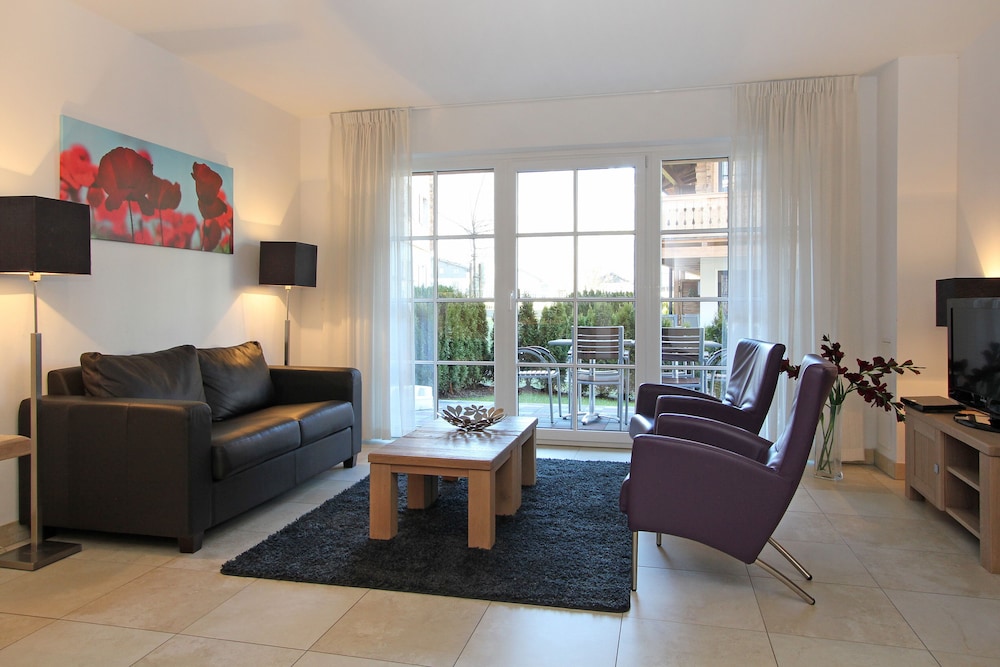 Apartment, 3 Bedrooms, Terrace, Ground Floor (Excl. 215 EUR cleaning fee) photo 1