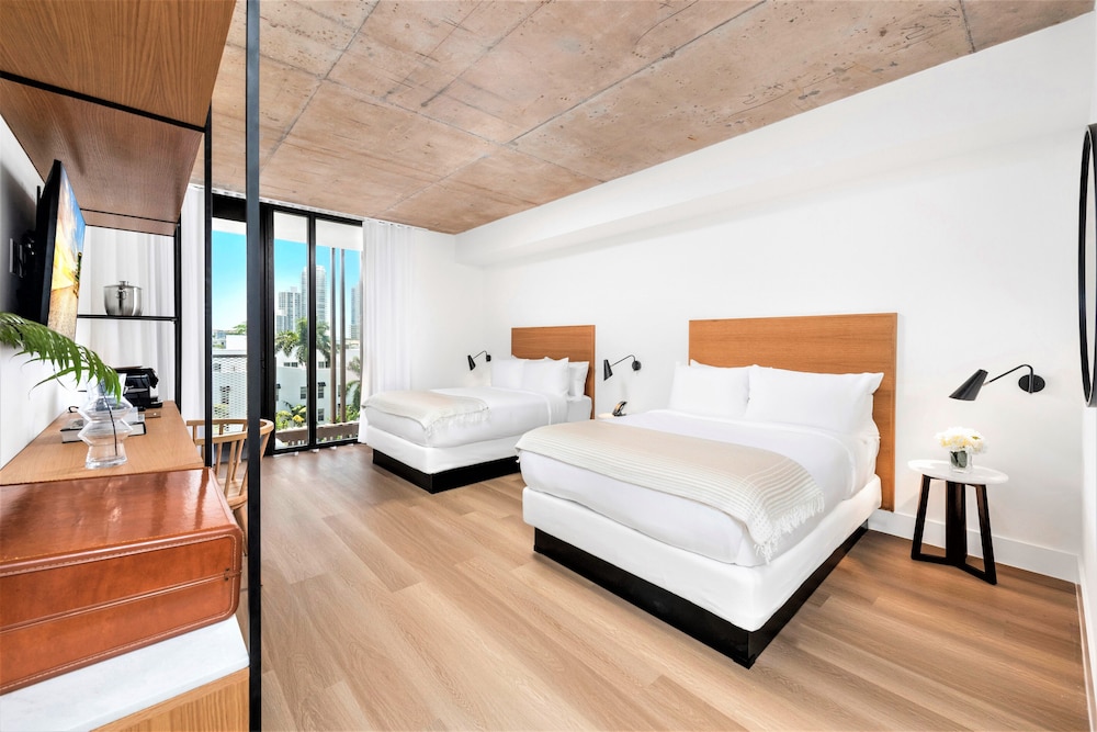 Club Double Room - Photo 4
