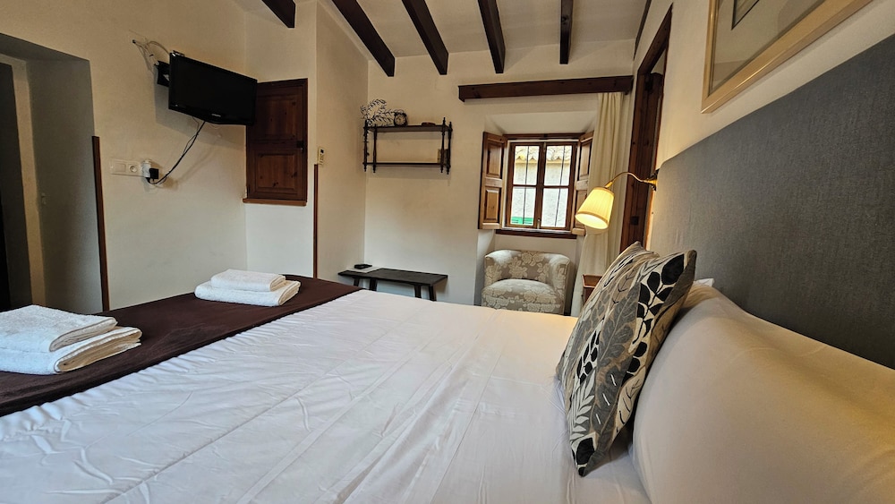 Family Triple Room, Garden View (2 adults + 1 child) photo 2