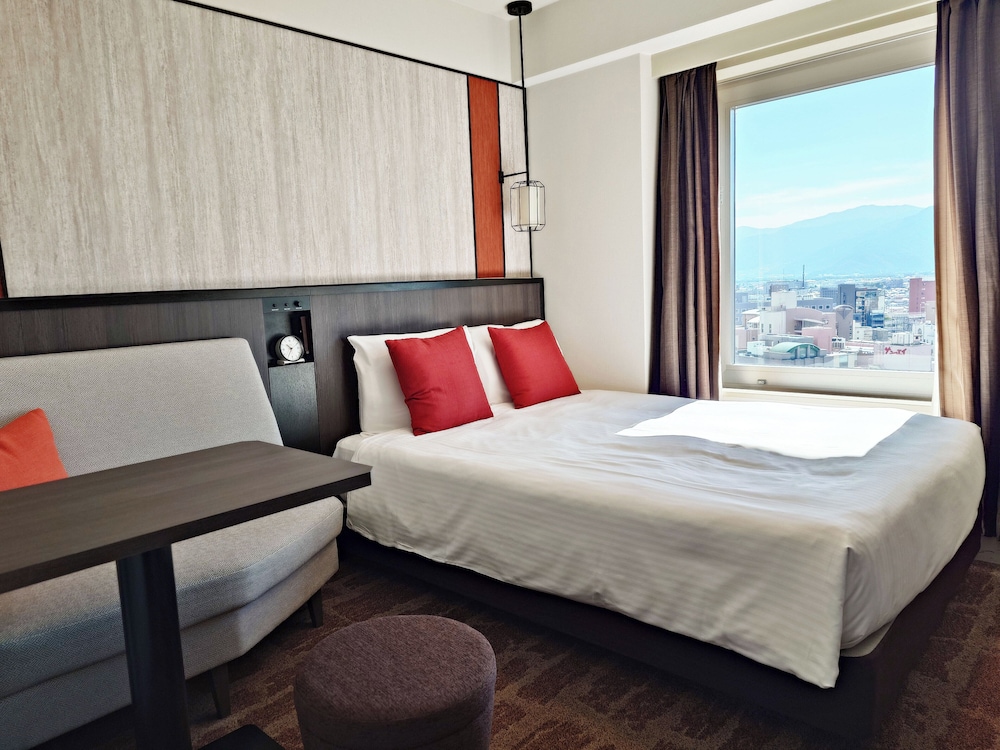High Floor Economy Double Room City View, Non Smoking - Photo 1