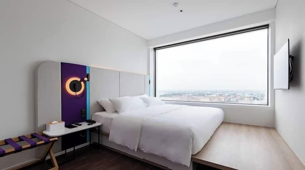 Room, 1 King Bed