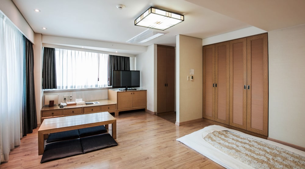 Room (Ondol) - Photo 5