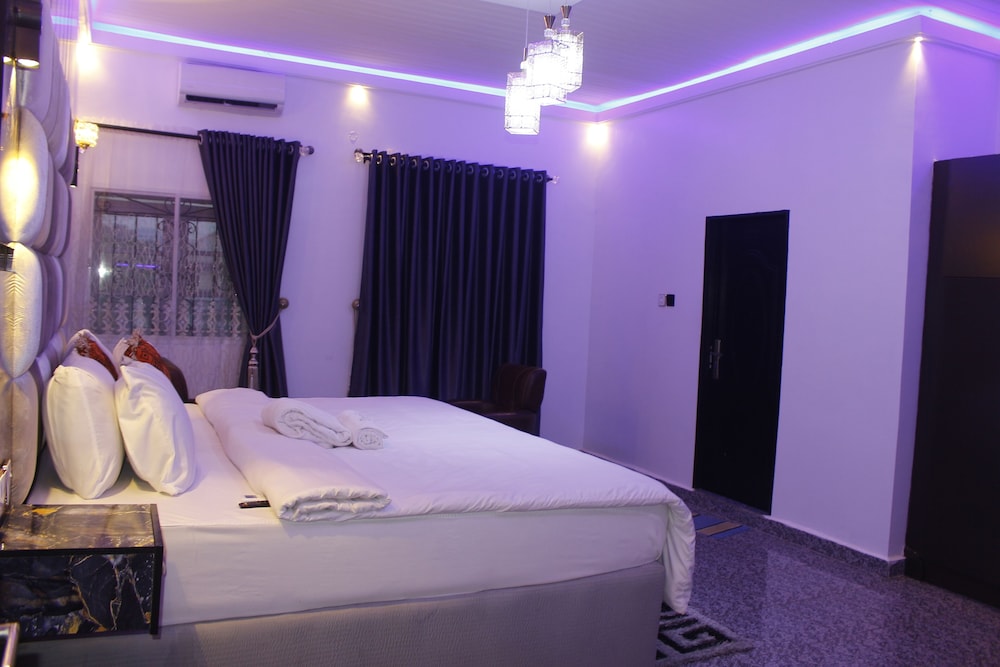 Premium Room - Photo 4