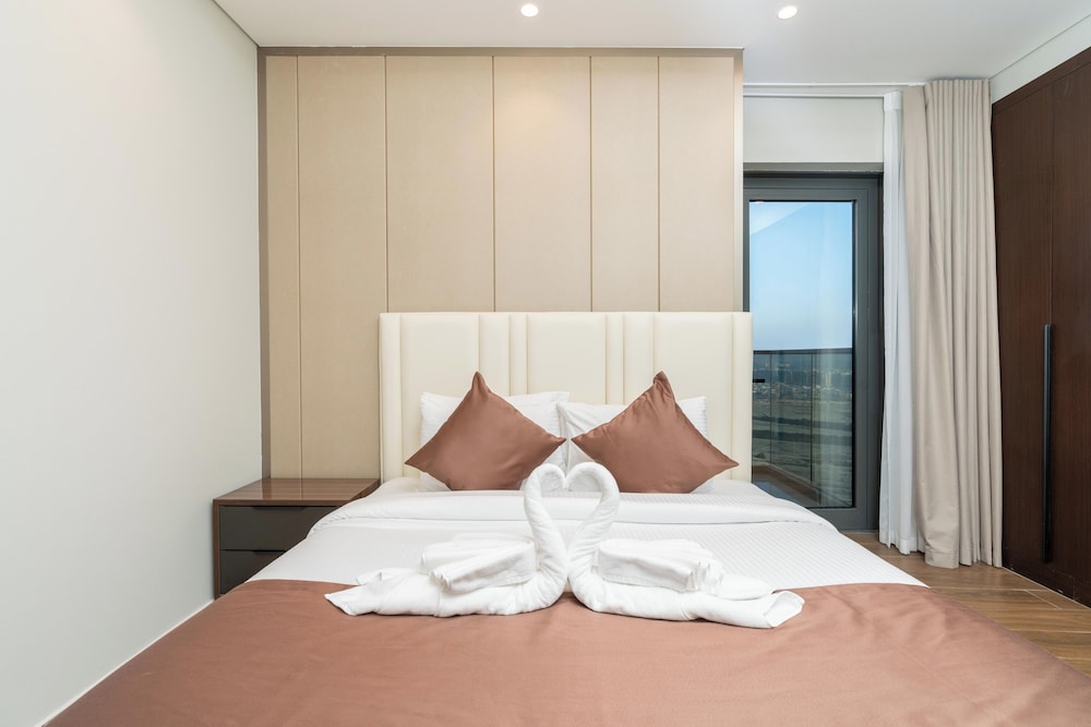 Luxury Apartment, Balcony, City View photo 3