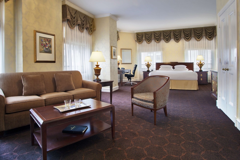Suite, 1 Bedroom, Lake View (Michigan)