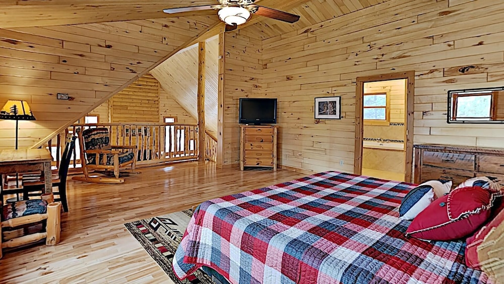 Cabin, Multiple Beds, Kitchen photo 2